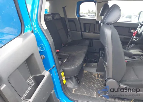 2007 Toyota Fj Cruiser from USA, damaged, VIN JTEBU11F970087327